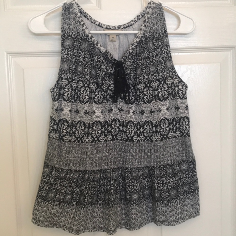 Lucky Brand Ladies Top Black and White NWOT Sz XS